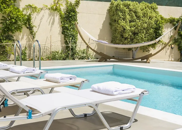 Sandy & Sofia Katelios