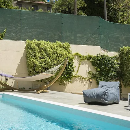 Sandy & Sofia בית נופש קאטליוס