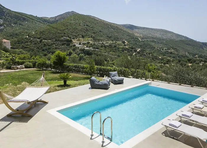 Sandy & Sofia Дом отдыха