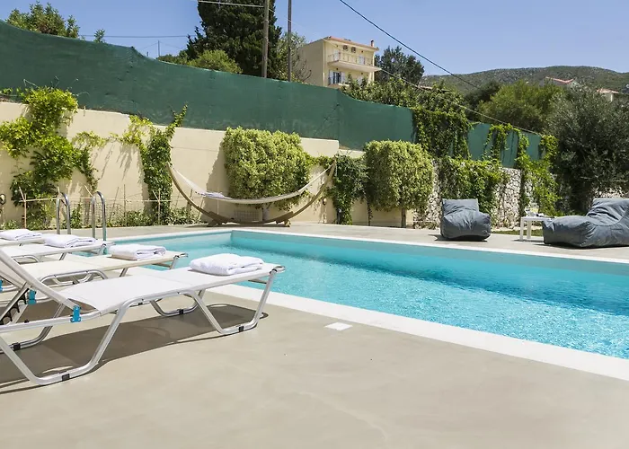 Sandy & Sofia * Кателиос